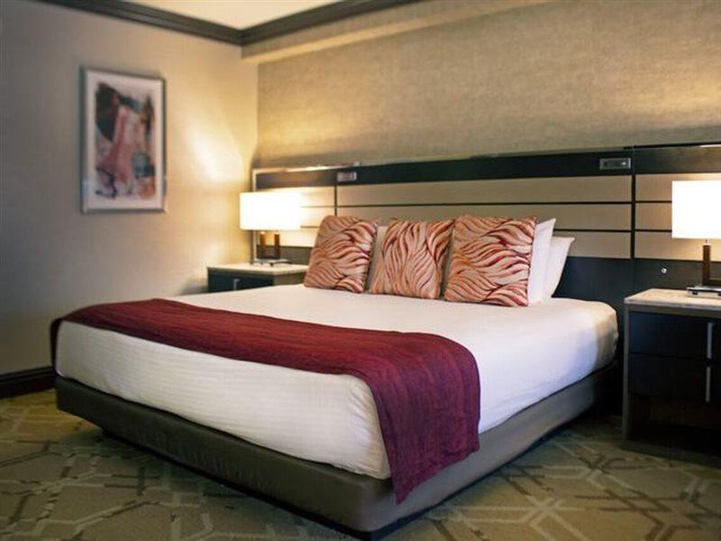 Ameristar Casino Hotel Канзас Сити Екстериор снимка