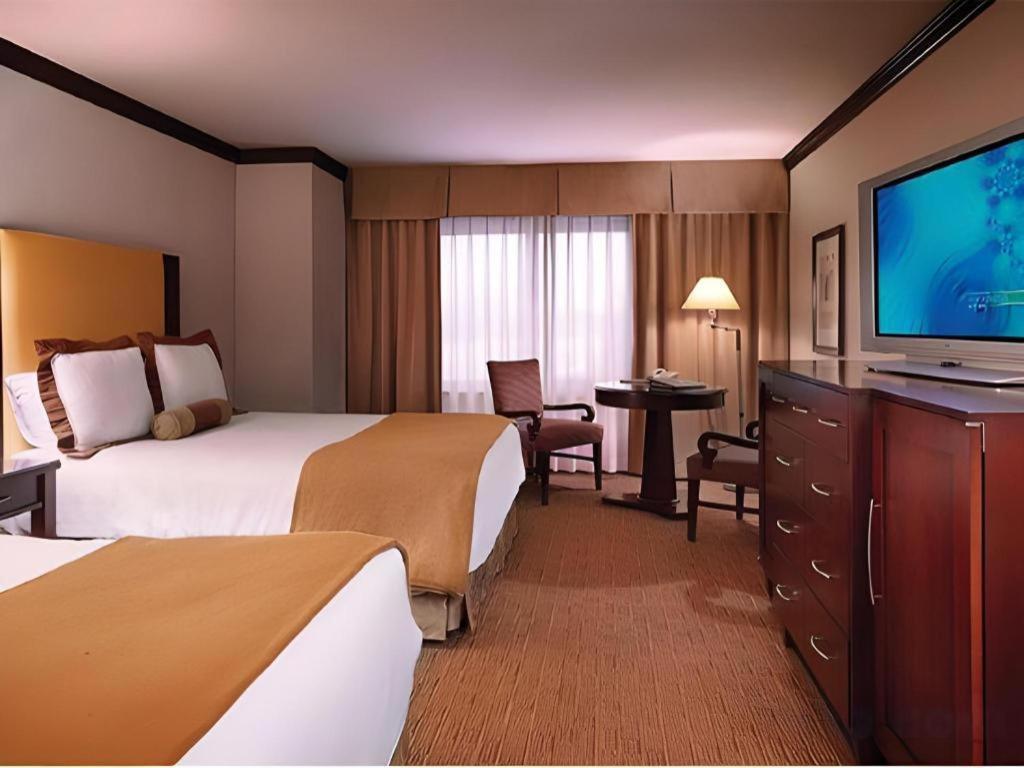 Ameristar Casino Hotel Канзас Сити Екстериор снимка
