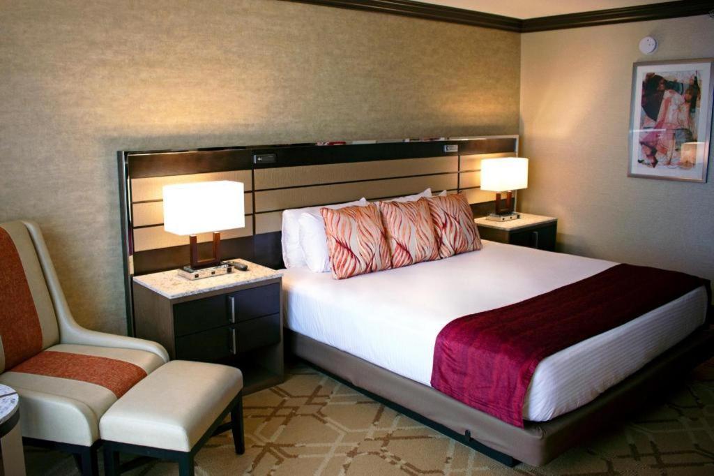 Ameristar Casino Hotel Канзас Сити Екстериор снимка
